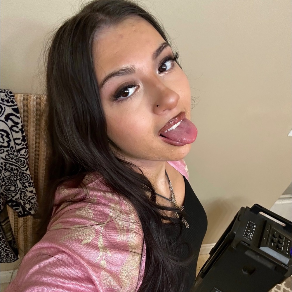 Meet your Posher, Arianna